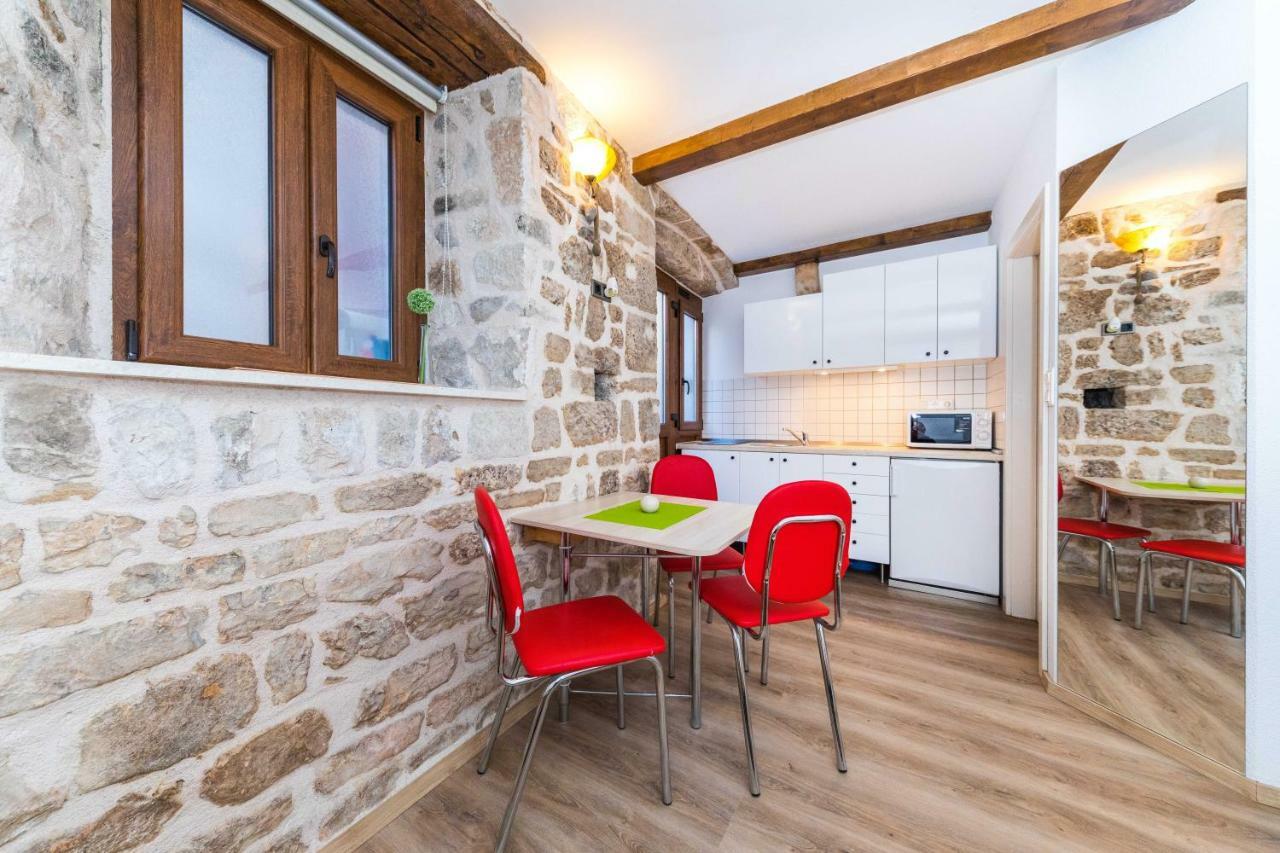 First Vestibul Apartment Split Exterior photo
